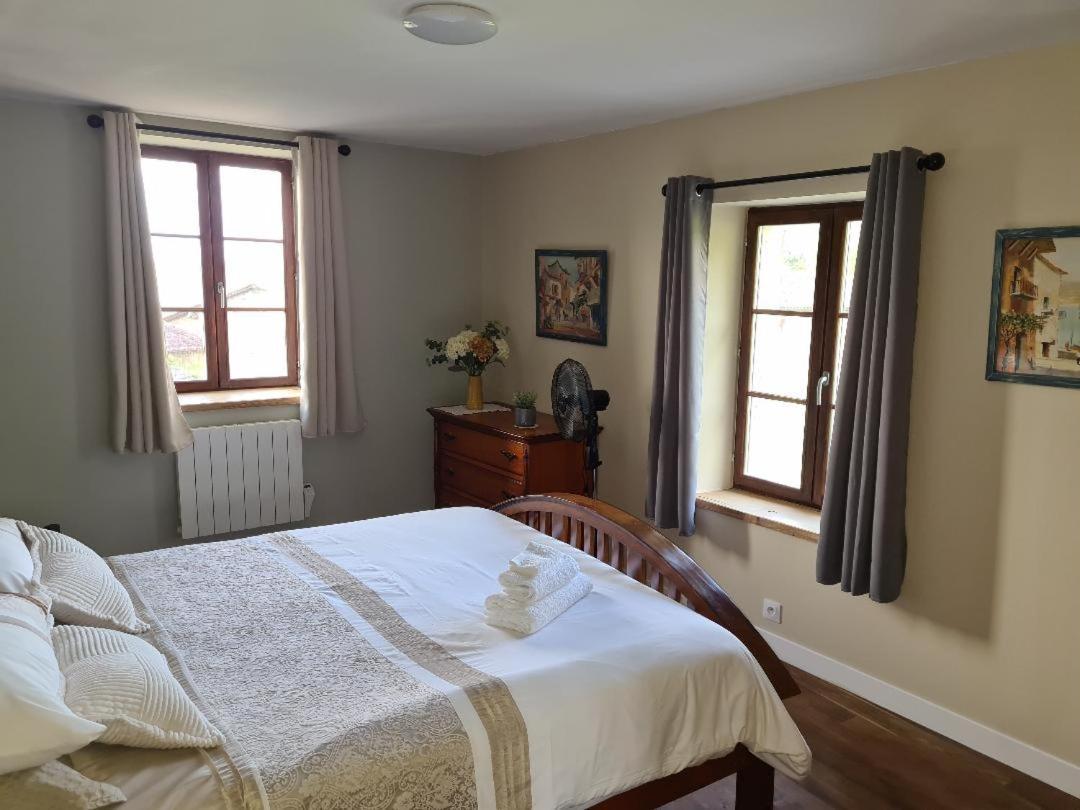 La Maison Du Lac Lavaud Saint-Quentin-sur-Charente المظهر الخارجي الصورة