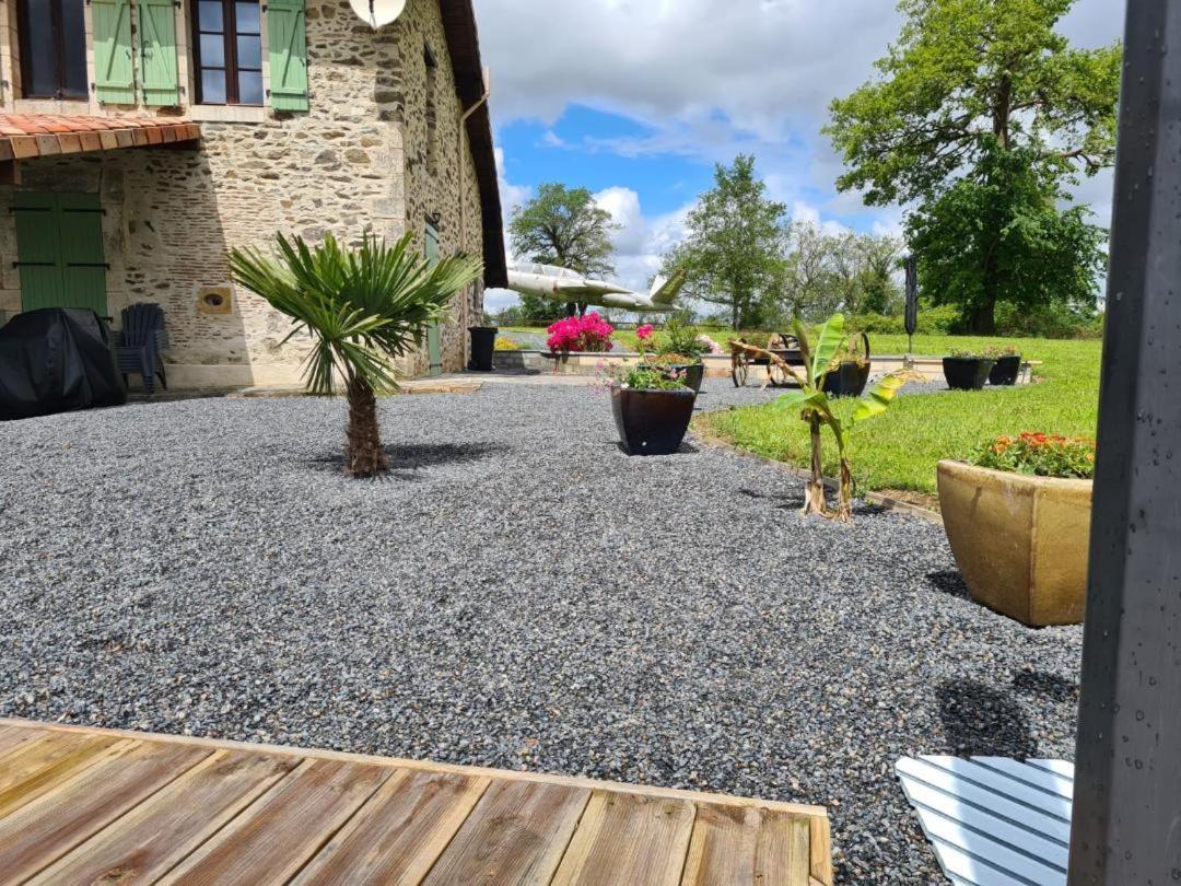 La Maison Du Lac Lavaud Saint-Quentin-sur-Charente المظهر الخارجي الصورة